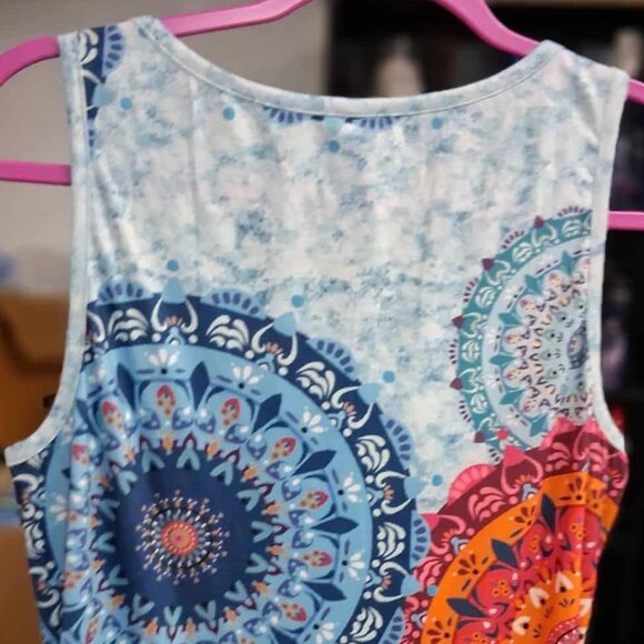 ETCYY NEW womens Classic Embellished Tank Top Blouse SIZE MEDIUM Lt Blue Multi - Picture 8 of 9